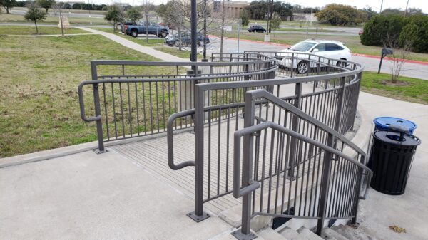 Rust-Proof Metal Tube Railings - Image 2