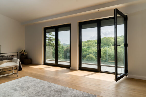 Panoramic 110 Series Thermal Doors - Image 2